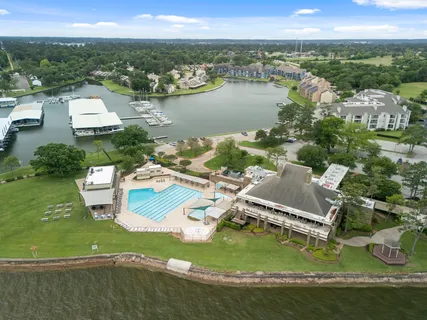 $449,000 | 3930 Knollcrest Drive, Montgomery, TX 77356