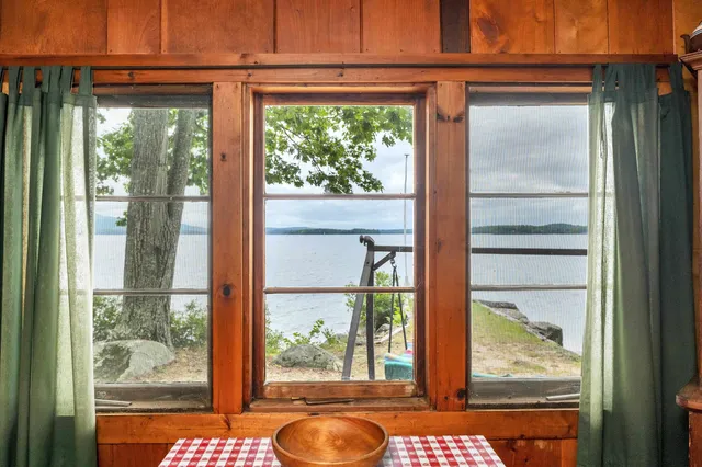 $2,950,000 | 47 Pot O Beans Road, Moultonborough, NH 03254