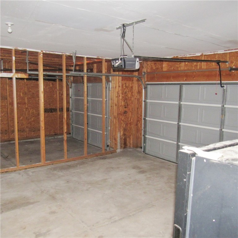 7 Derrick Drive Henrietta, NY 14586 - Photo 13 of 20