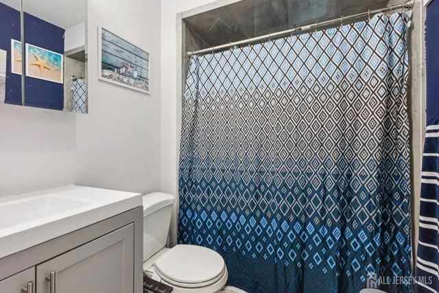 $549,000 | 41 Pinetree Drive, Sayreville, NJ 08859