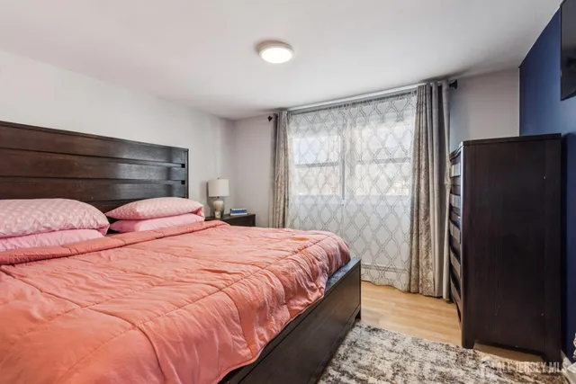 $549,000 | 41 Pinetree Drive, Sayreville, NJ 08859