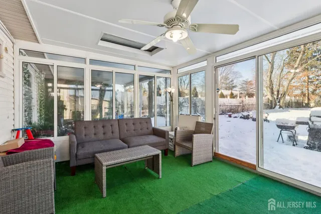 $549,000 | 41 Pinetree Drive, Sayreville, NJ 08859