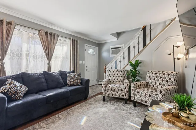 $549,000 | 41 Pinetree Drive, Sayreville, NJ 08859