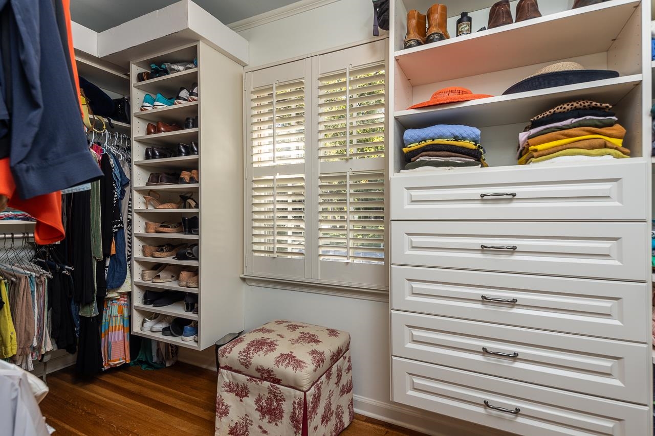 5390 Sea Isle Road Memphis, TN 38119 - Photo 24 of 35 a view of walk in closet with clothes and shoes