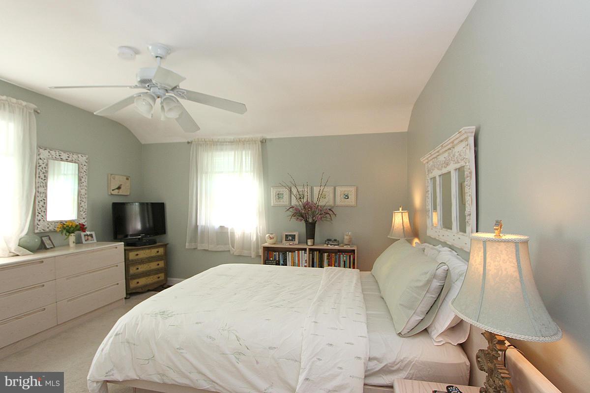 5923 Conway Road Bethesda, MD 20817 - Photo 16 of 26 Spacious Master Bedroom