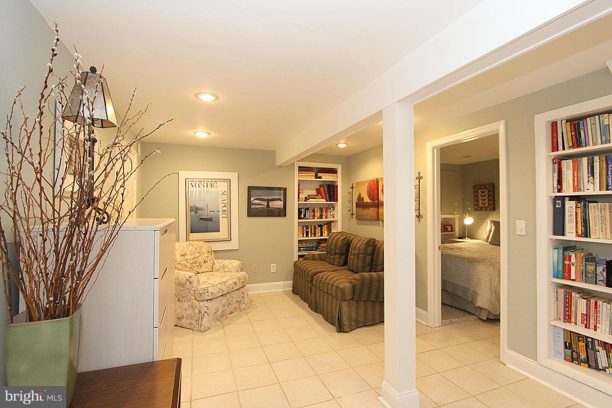 5923 Conway Road Bethesda, MD 20817 - Photo 20 of 26 UPDATED Walk-out Basement RecRm!