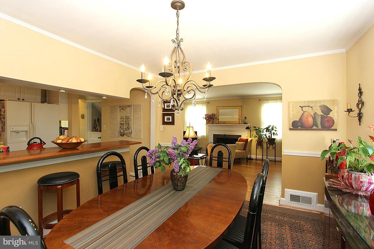 5923 Conway Road Bethesda, MD 20817 - Photo 8 of 26 Dining Room
