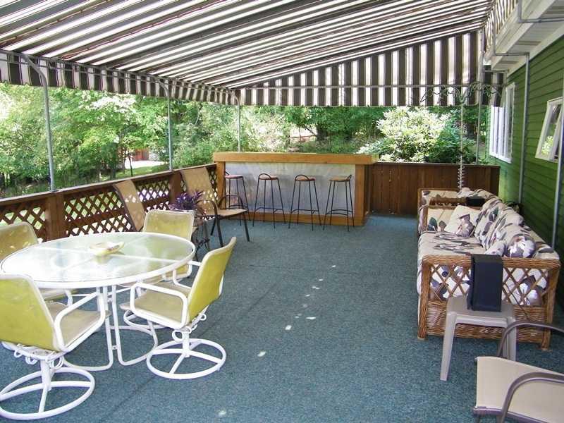 2573 Wickline Road Gibsonia, PA 15044 - Photo 19 of 25 Patio/Deck.