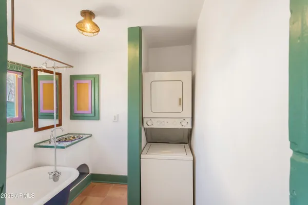 $156,000 | 302 Pirrung Avenue, Bisbee, AZ 85603
