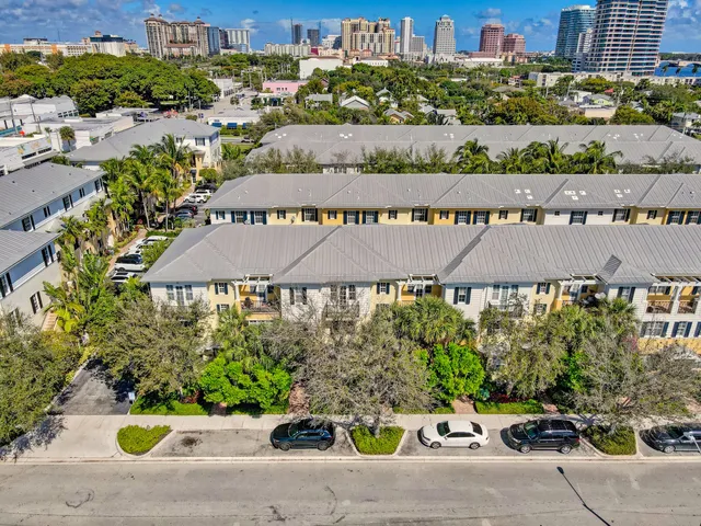 $7,250 | 343 Flamingo Drive, West Palm Beach, FL 33401