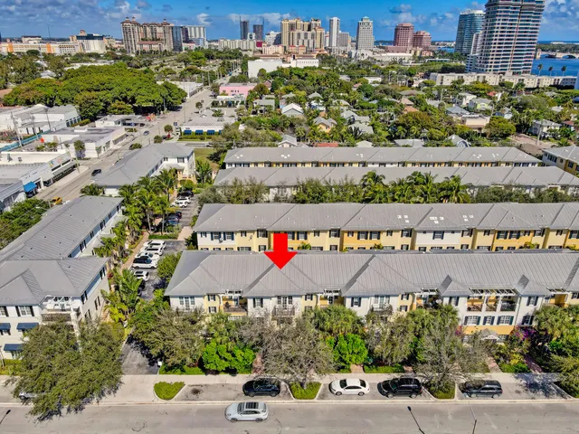 $7,250 | 343 Flamingo Drive, West Palm Beach, FL 33401