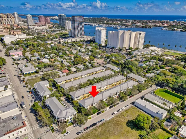 $7,250 | 343 Flamingo Drive, West Palm Beach, FL 33401