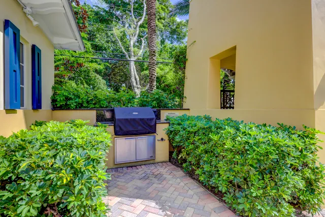 $7,250 | 343 Flamingo Drive, West Palm Beach, FL 33401