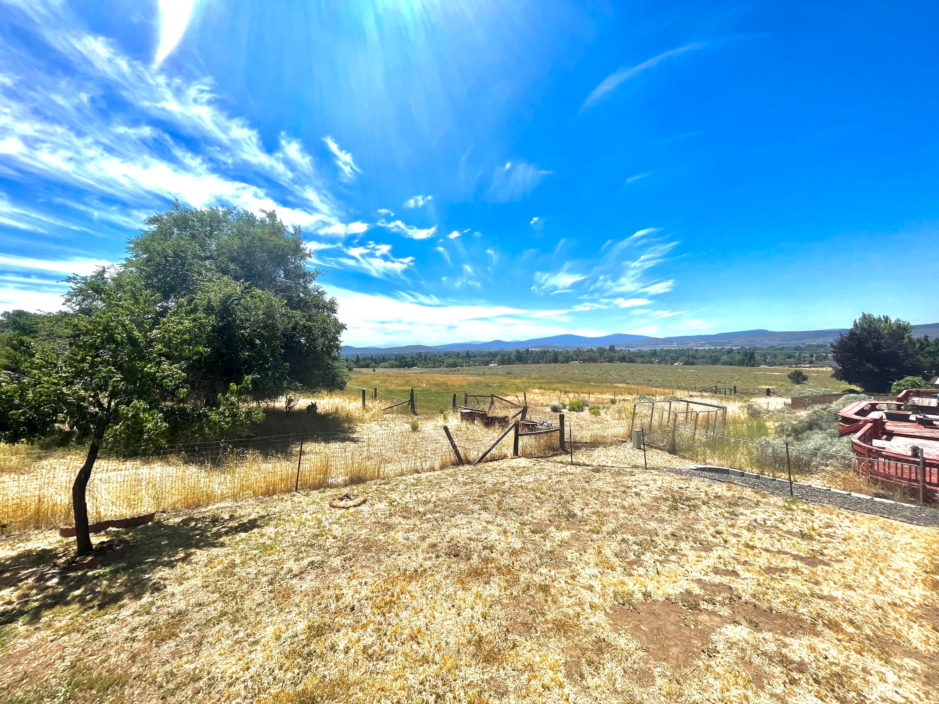 5964 Springcrest Way Klamath Falls, OR 97603 - Photo 22 of 22 F8807B9B-7909-4DAE-857D-A9E8D0BE2348