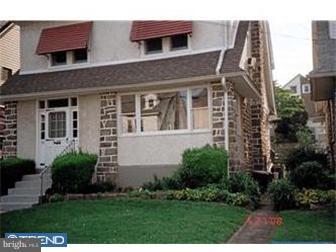 30 Overhill Road Upper Darby, PA 19082 - Photo 2 of 8