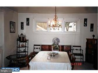 30 Overhill Road Upper Darby, PA 19082 - Photo 4 of 8