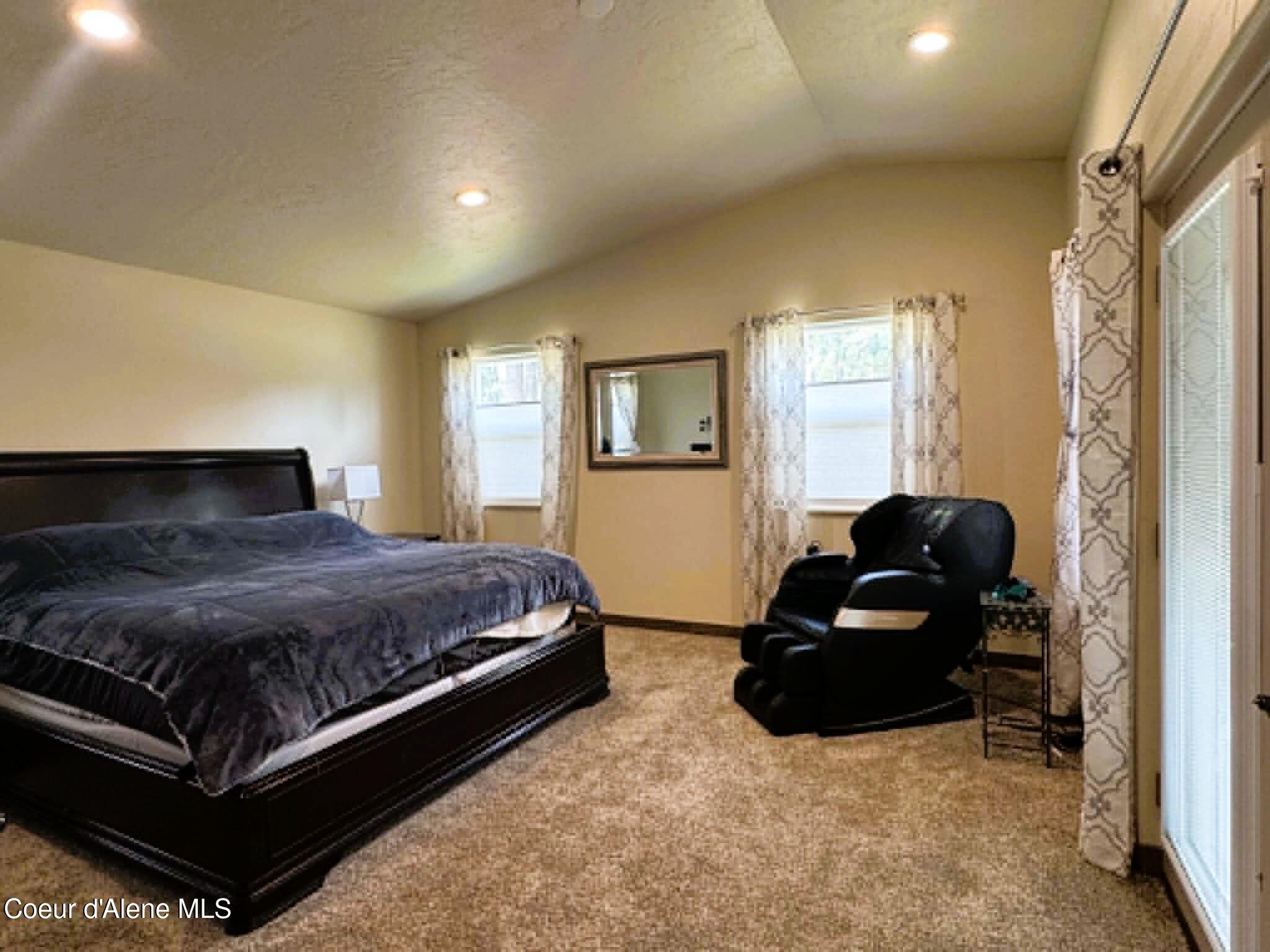 6637 East Little Joe Road Coeur D'Alene, ID 83814 - Photo 16 of 44 Primary Bedroom