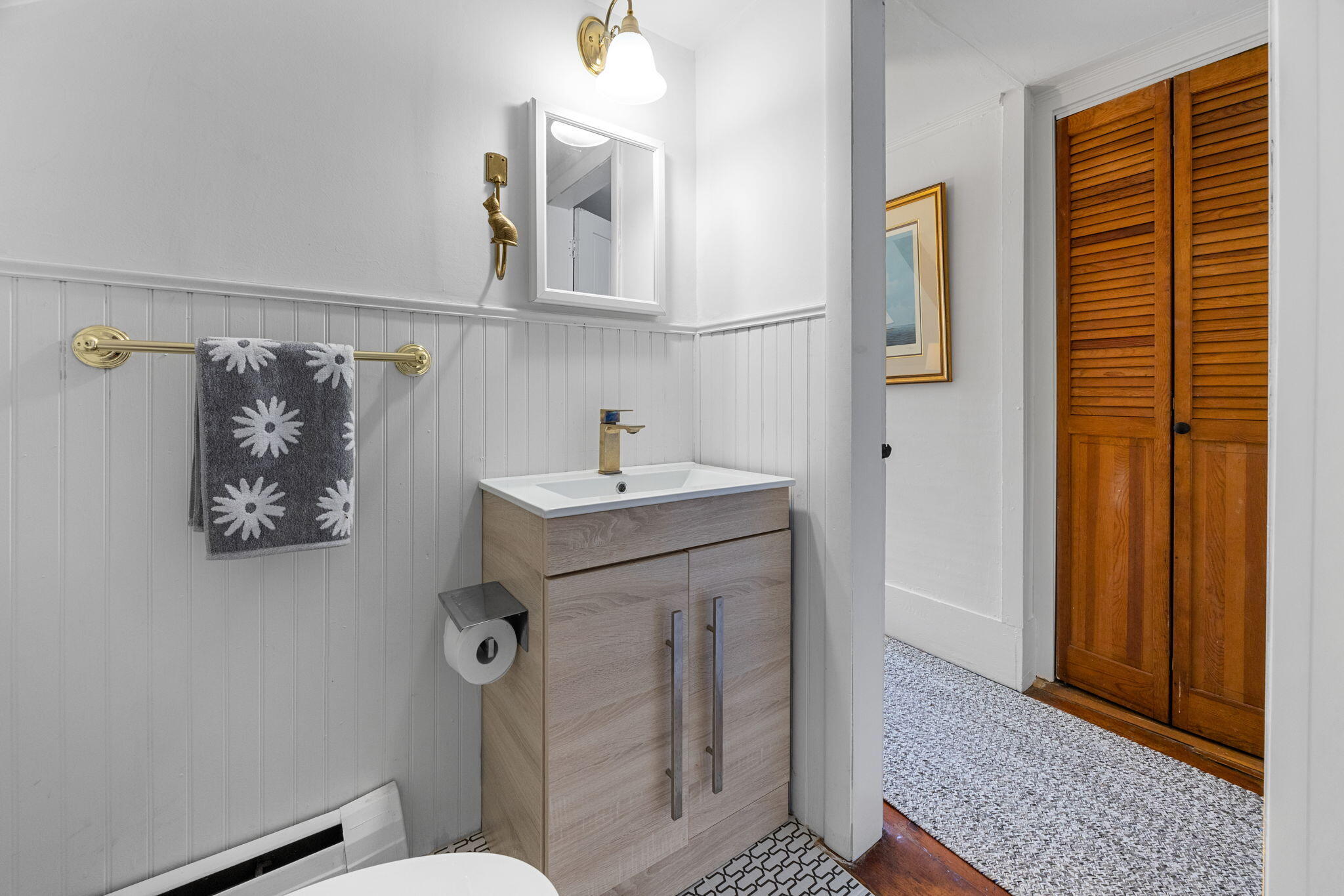 591 Crowell Road North Chatham, MA 02633 - Photo 31 of 58 39-web-or-mls-591-crowell-rd-Bathroom3-2