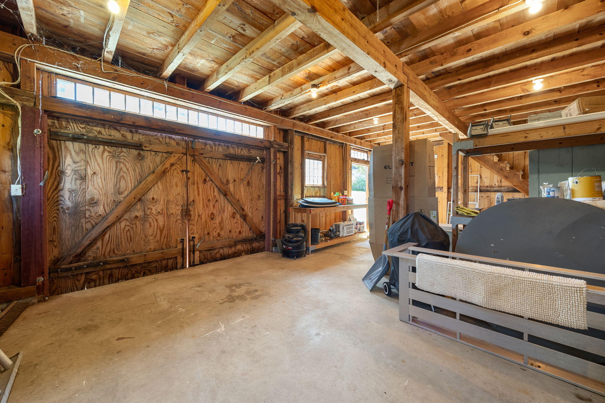 591 Crowell Road North Chatham, MA 02633 - Photo 45 of 58 44-web-or-mls-591-crowell-rd-Barn Interi