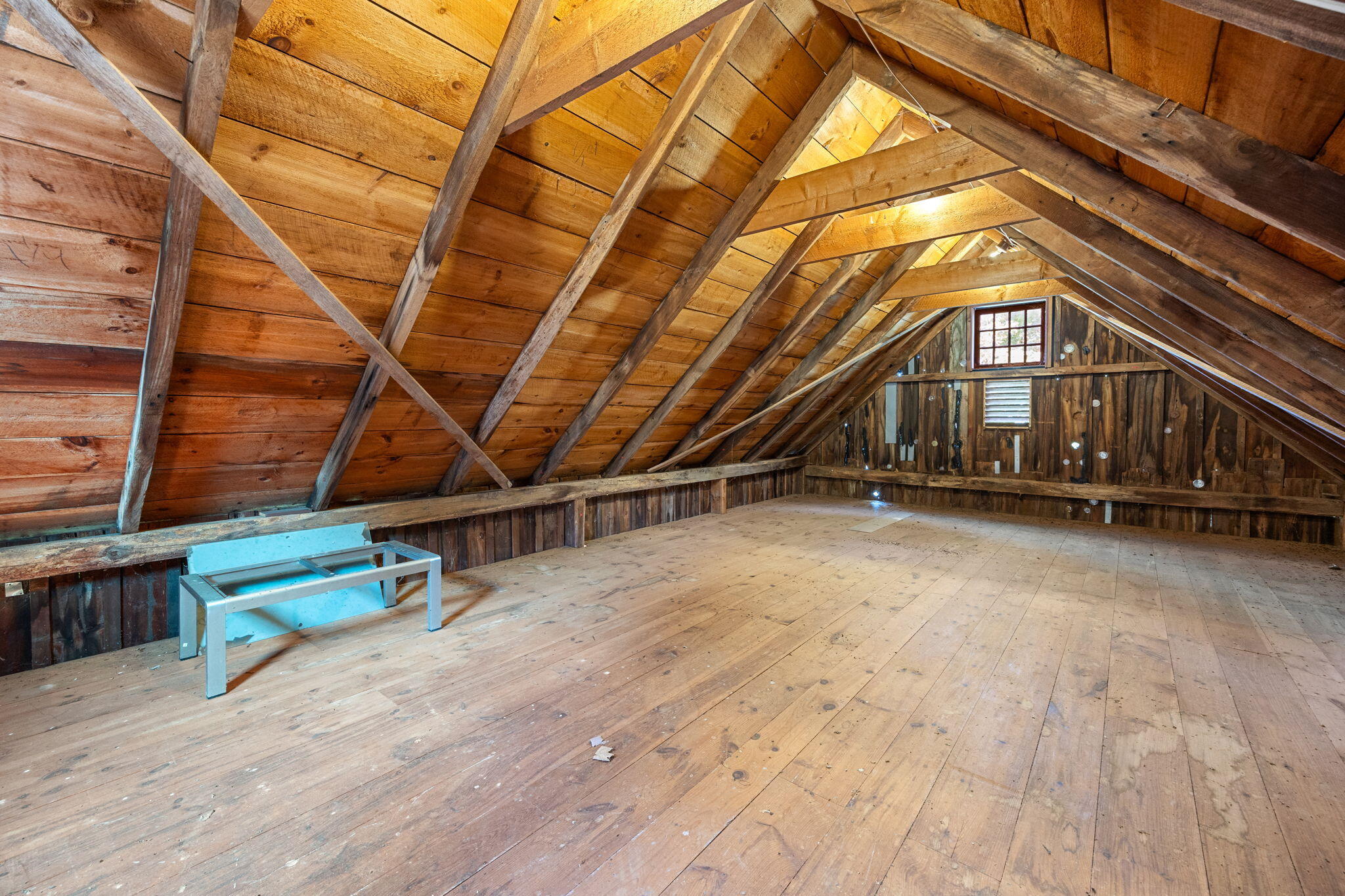 591 Crowell Road North Chatham, MA 02633 - Photo 46 of 58 45-web-or-mls-591-crowell-rd-Barn Interi