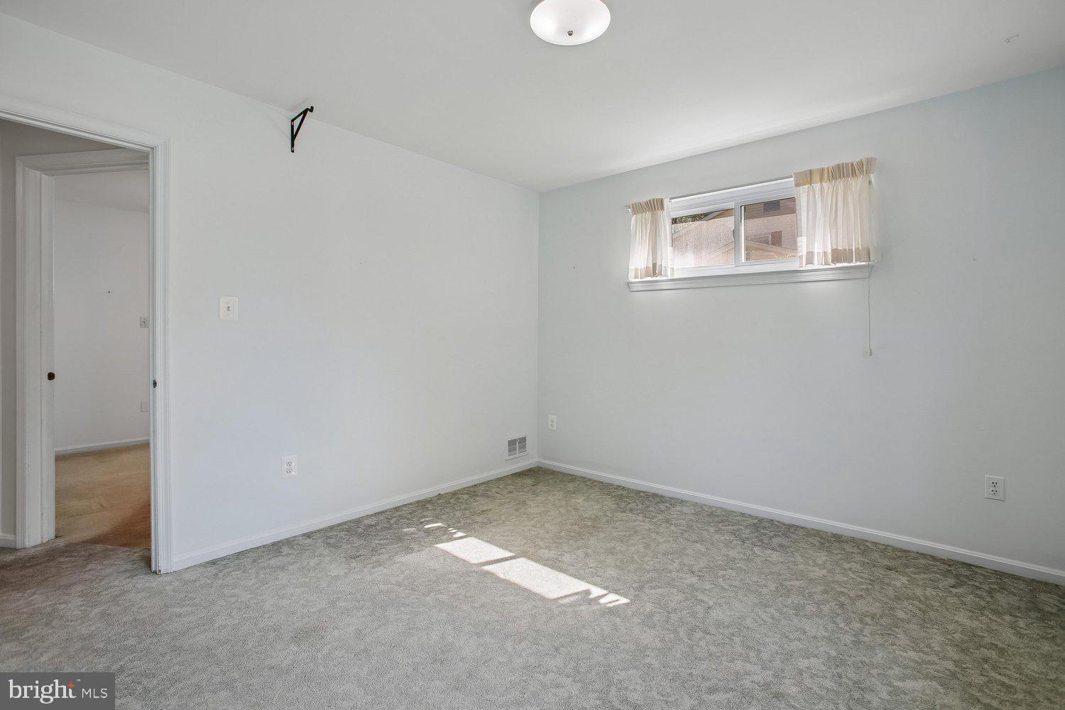 6809 Ontario Street Springfield, VA 22152 - Photo 46 of 70 Bedroom