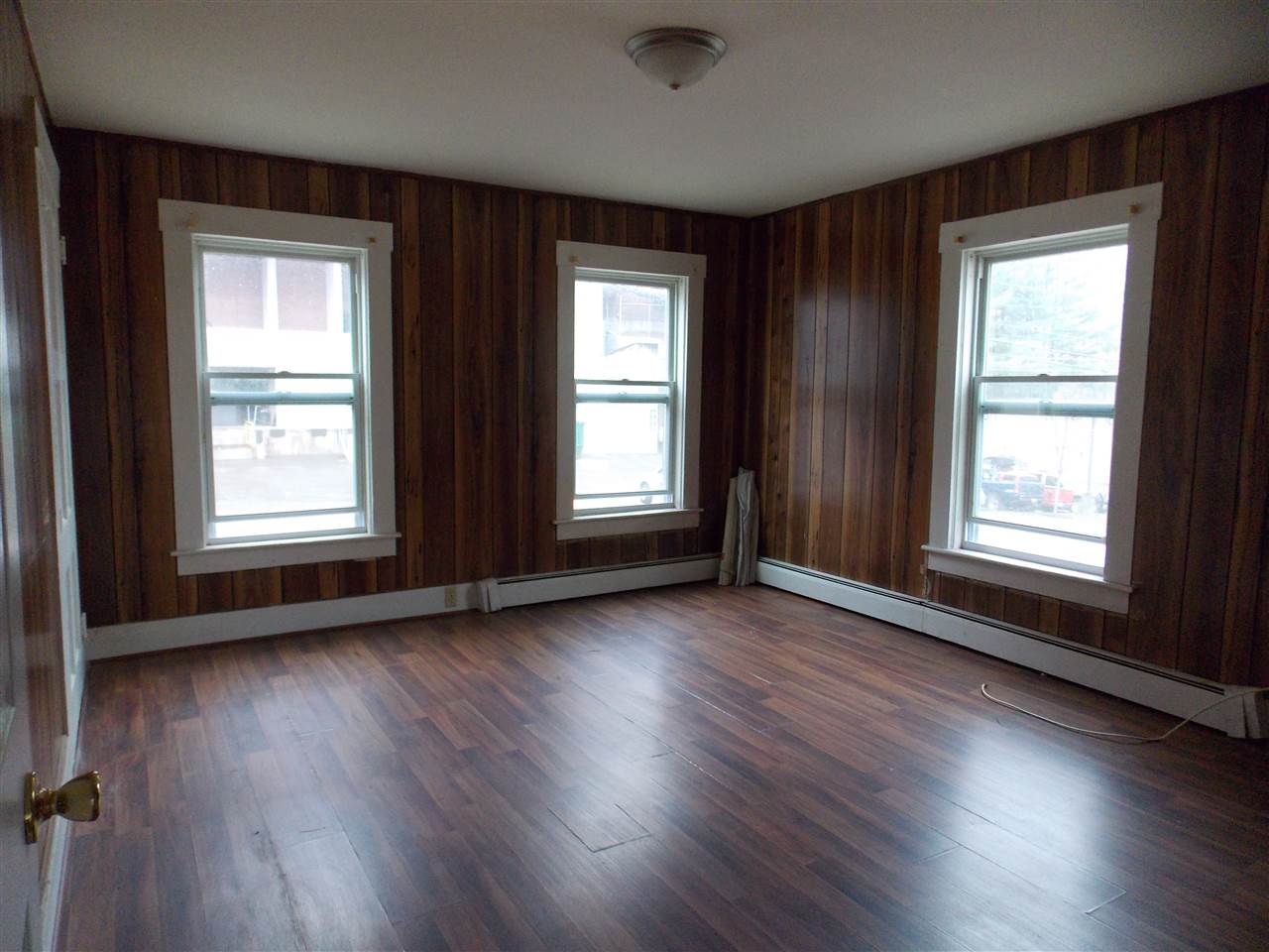 62 Spring Street Laconia, NH 03246 - Photo 4 of 12