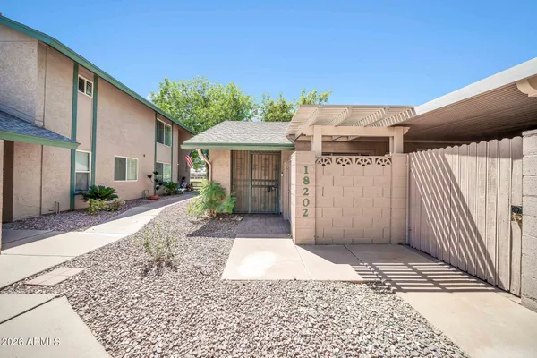$300,000 | 18202 North 45th Avenue, Glendale, AZ 85308