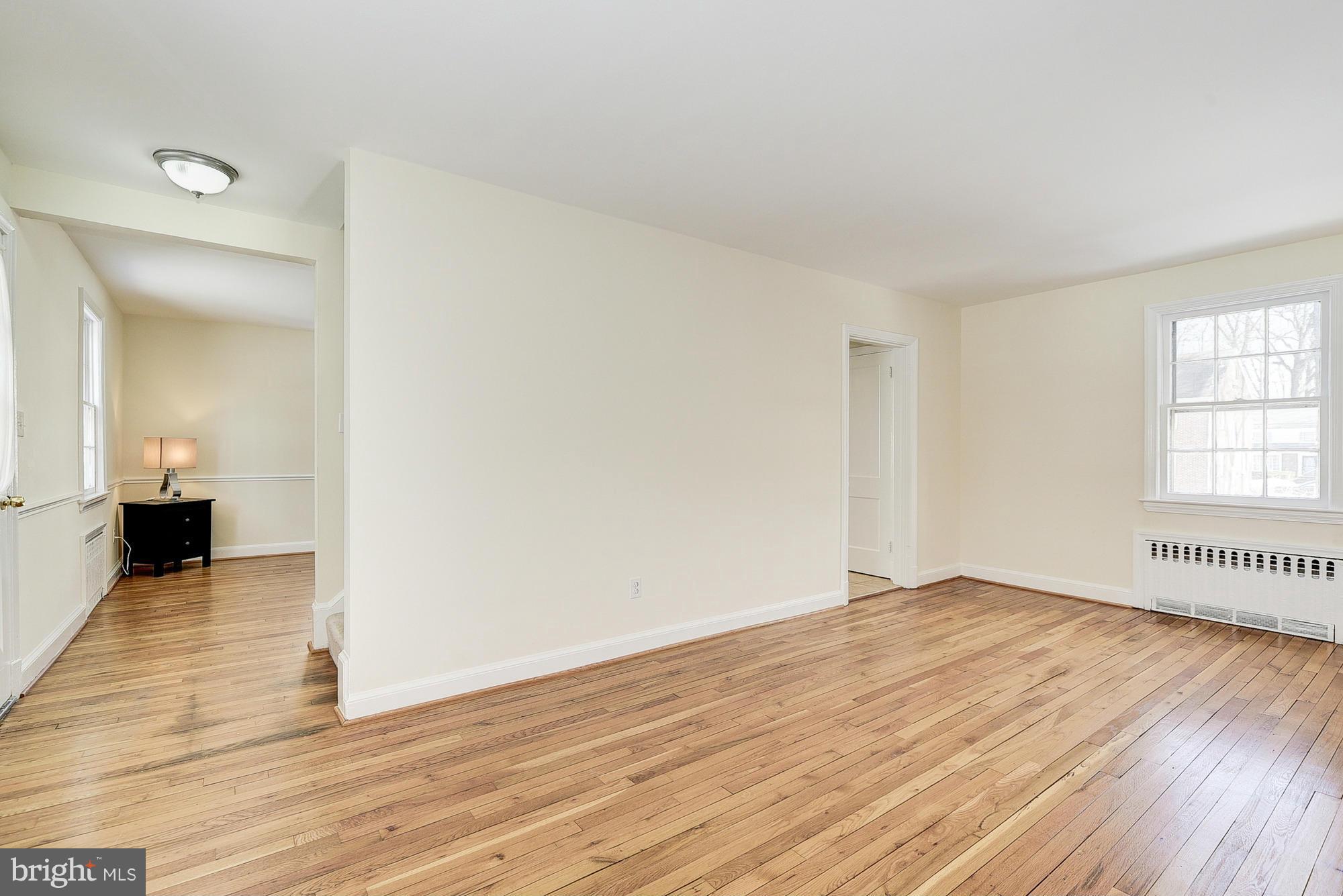8809 Bradford Road Silver Spring, MD 20901 - Photo 16 of 30 Living Room