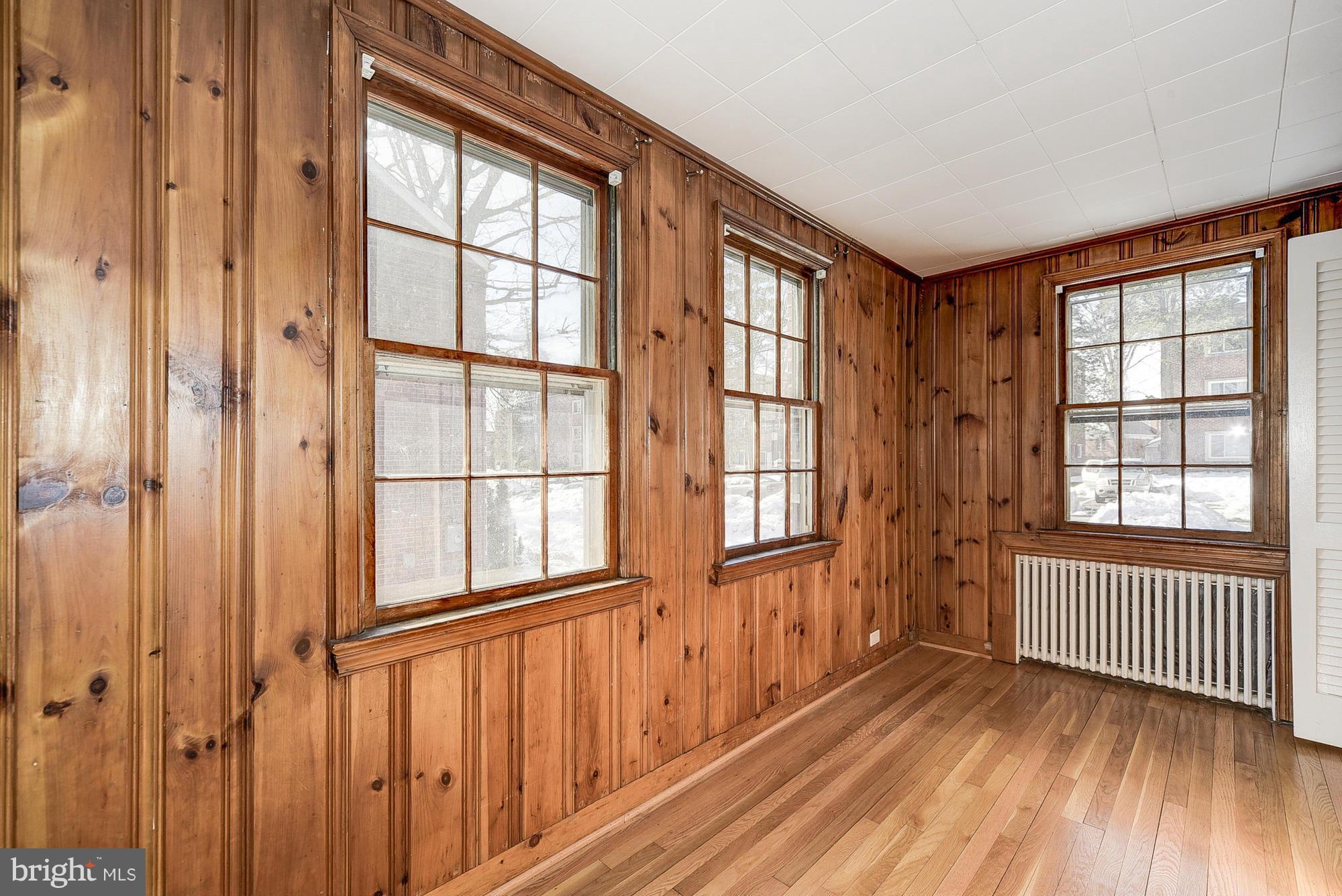 8809 Bradford Road Silver Spring, MD 20901 - Photo 8 of 30 Sunroom/library/office