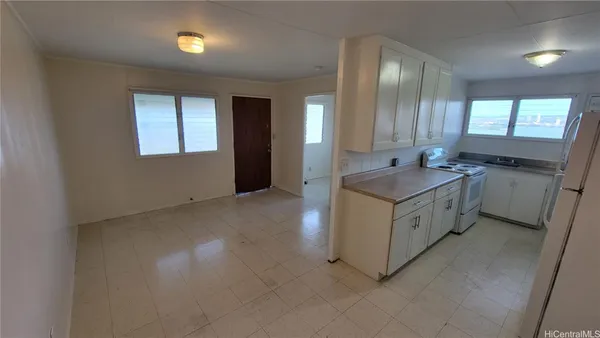 $2,100 | 1009 Maluna Street, Honolulu, HI 96818
