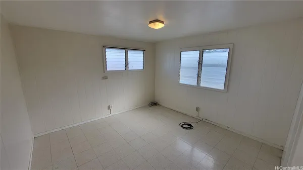 $2,100 | 1009 Maluna Street, Honolulu, HI 96818