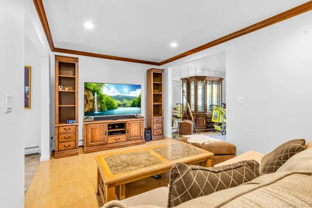 $749,900 | 34 Steiner Drive, Mahopac, NY 10541