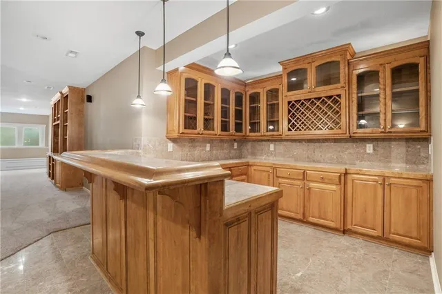 $699,990 | 5701 West 146th Street, Overland Park, KS 66223