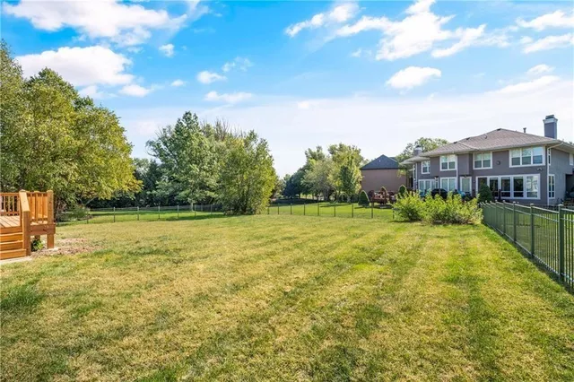 $699,990 | 5701 West 146th Street, Overland Park, KS 66223