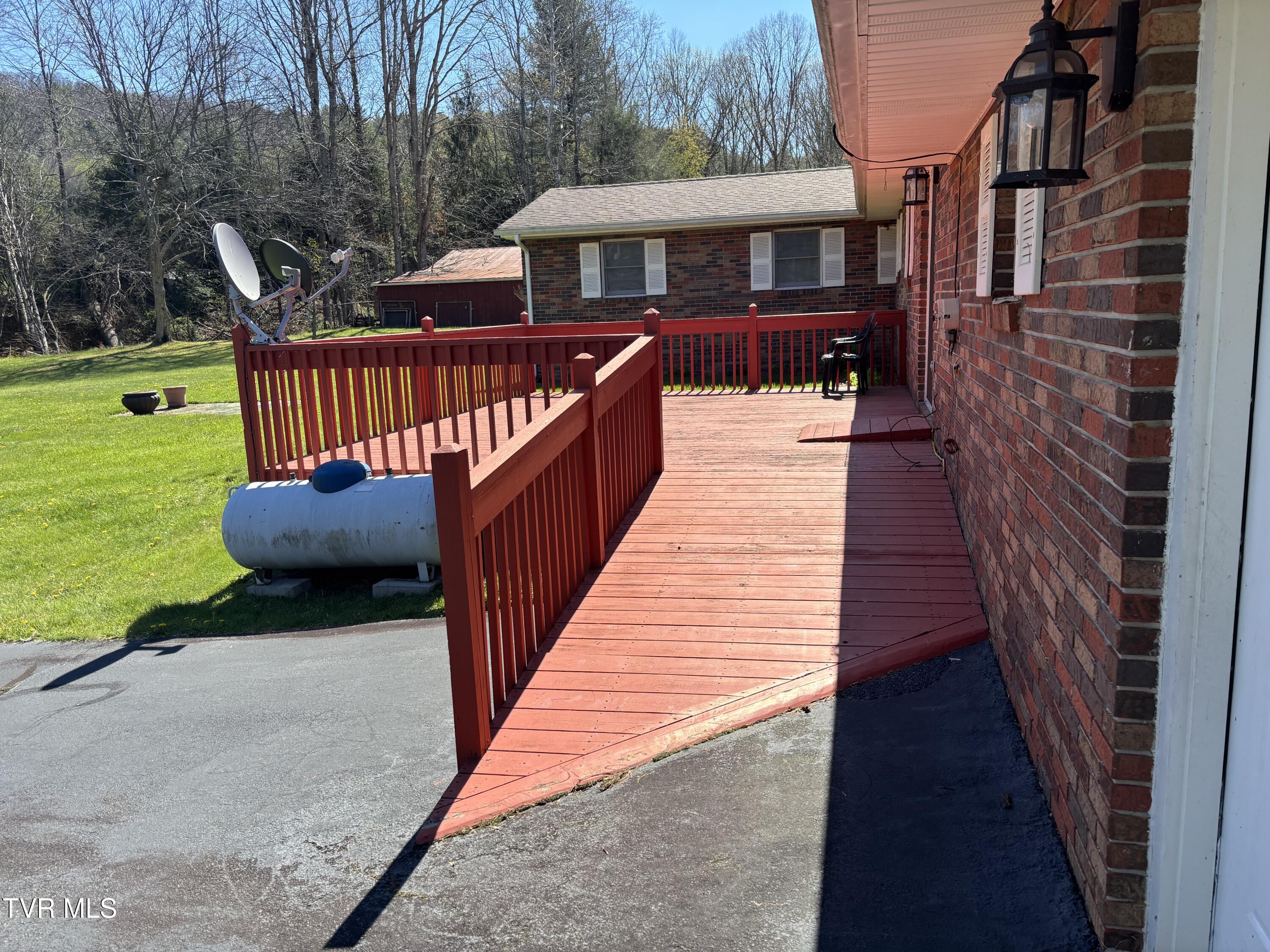 1867 Gentry Creek Road Laurel Bloomery, TN 37680 - Photo 16 of 30 IMG_5340