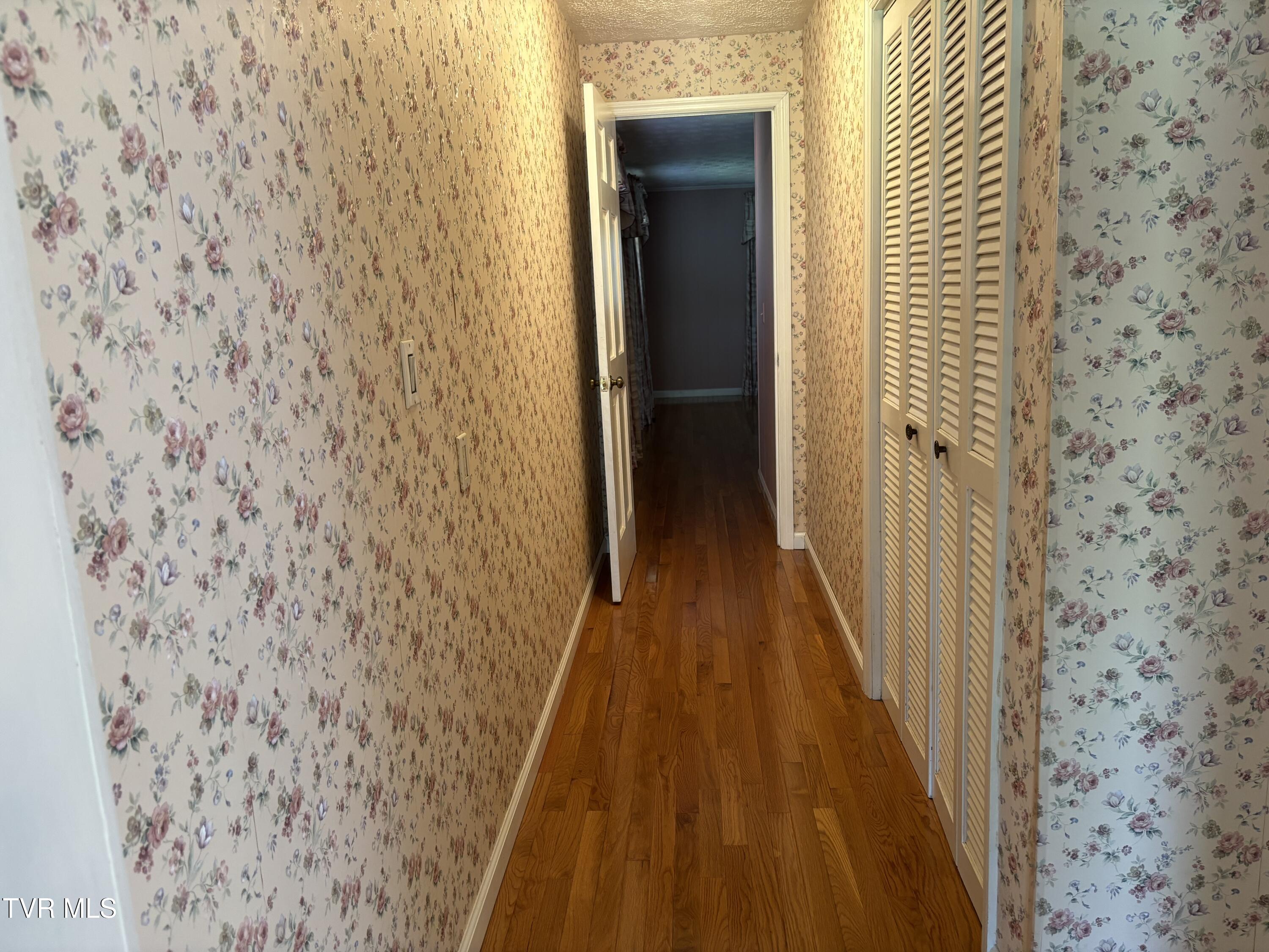 1867 Gentry Creek Road Laurel Bloomery, TN 37680 - Photo 27 of 30 IMG_5351