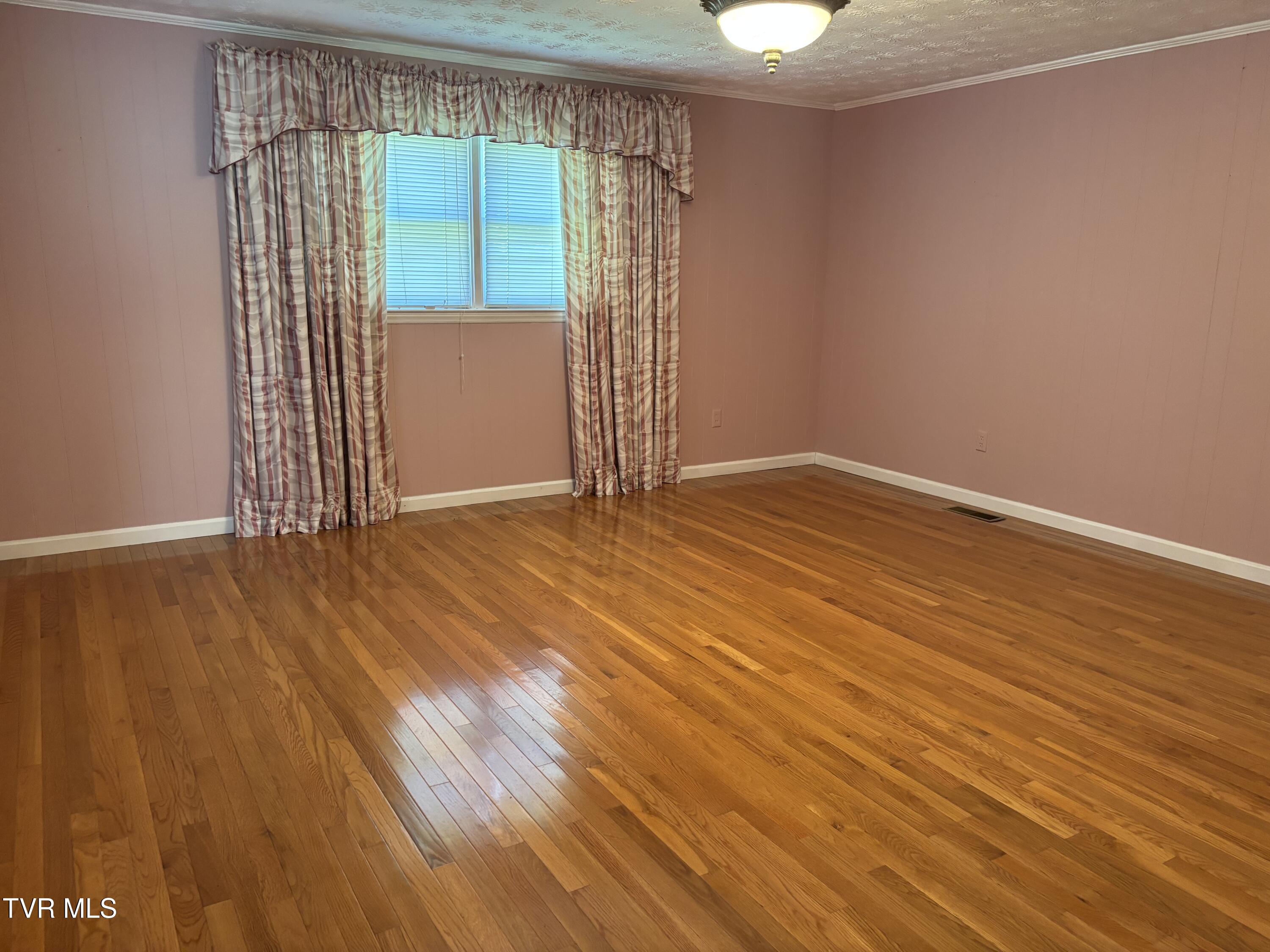 1867 Gentry Creek Road Laurel Bloomery, TN 37680 - Photo 28 of 30 IMG_5352