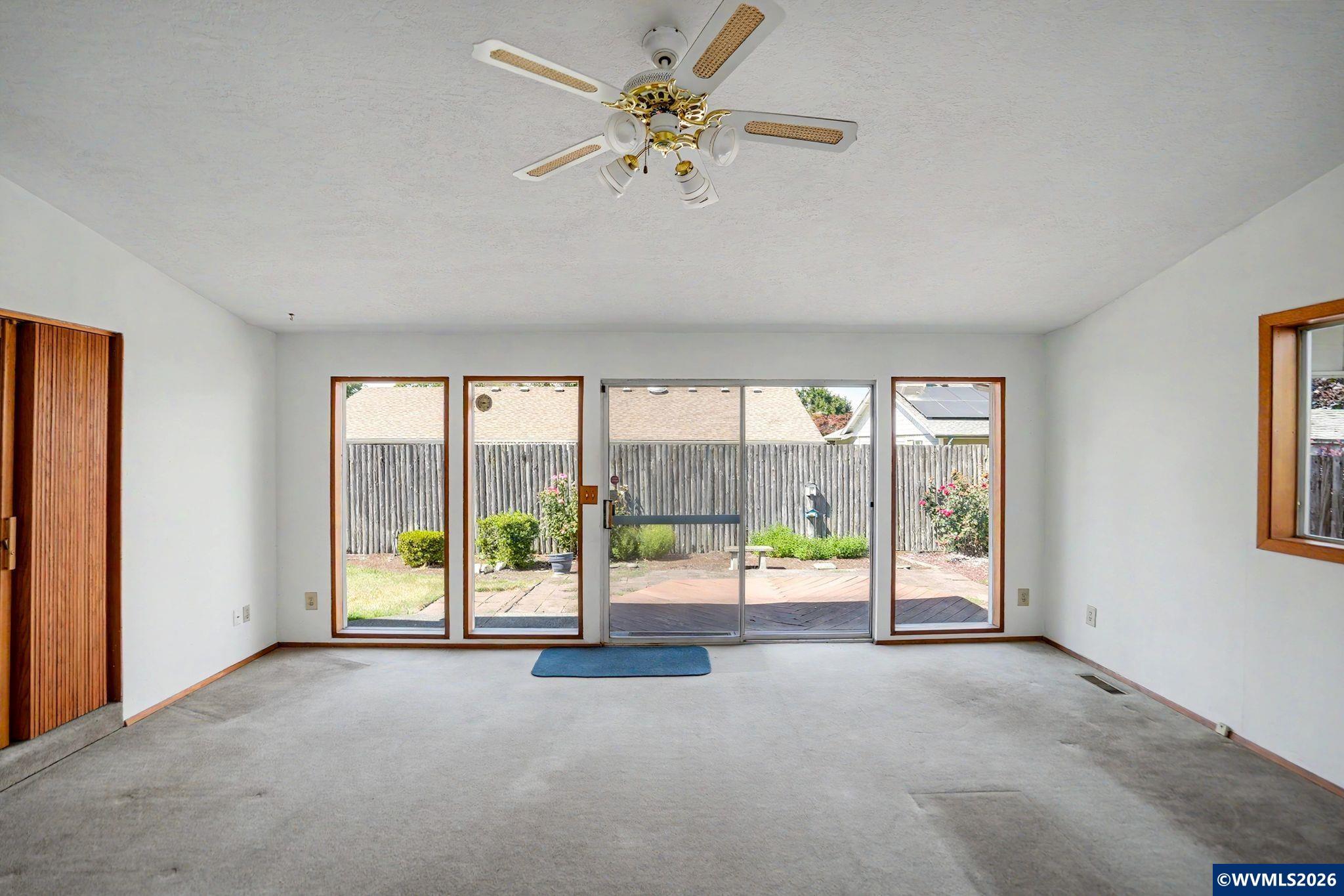 4755 Countess Court Northeast Salem, OR 97301 - Photo 17 of 34