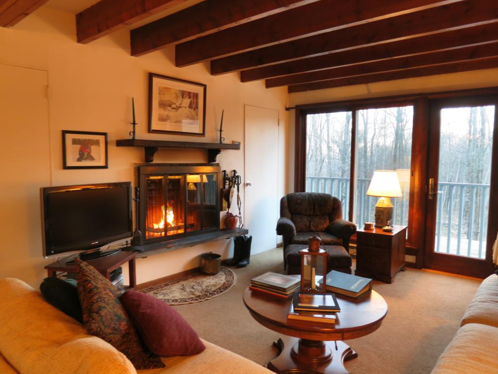 38 Birch Hill Road, Unit 7 Winhall, VT 05340 - Photo 2 of 24