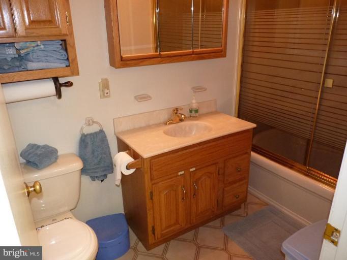 17024 Old Baltimore Road Olney, MD 20832 - Photo 14 of 28 Bath #2