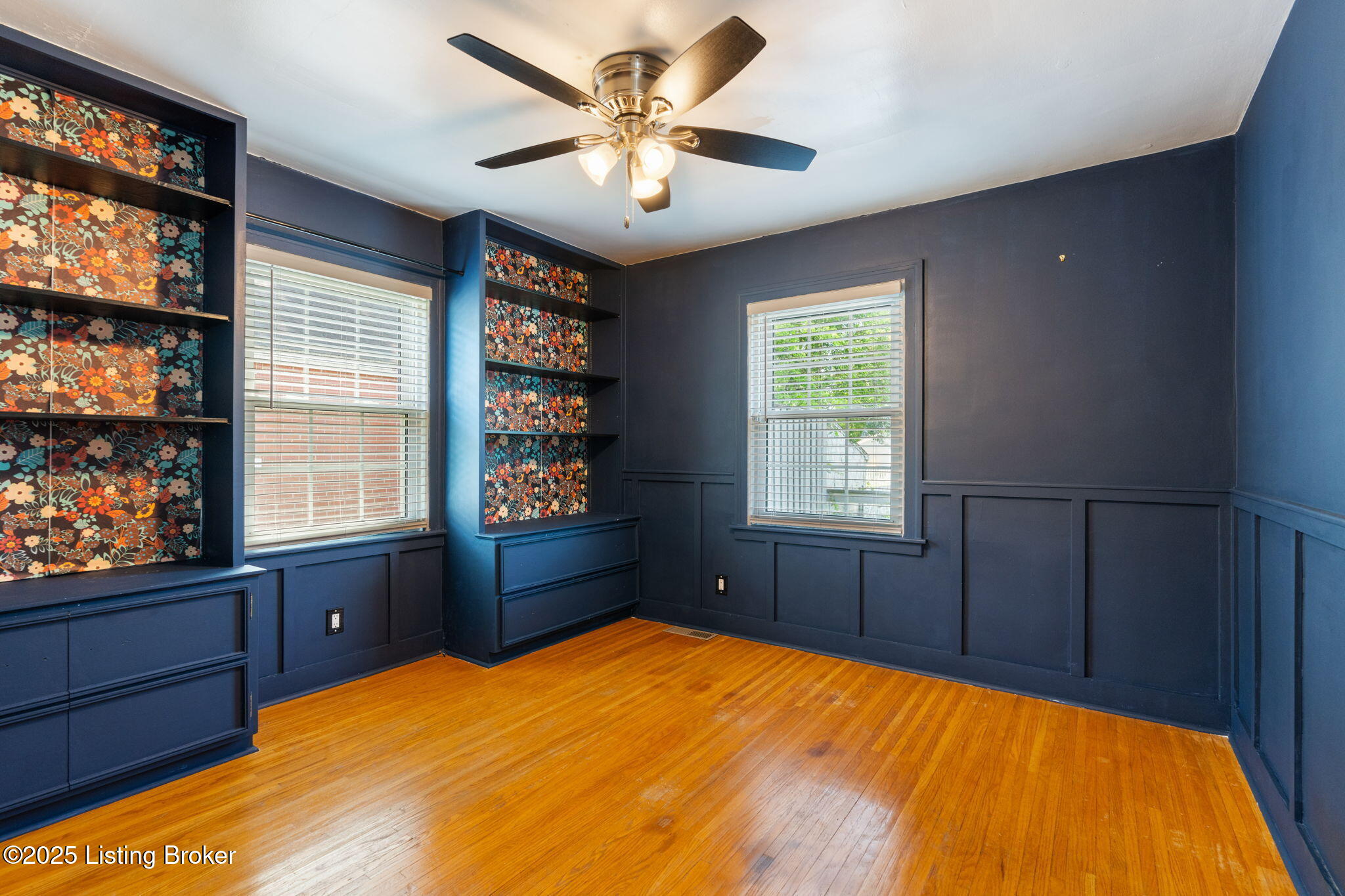 216 Tyne Road Louisville, KY 40207 - Photo 15 of 23 First Floor Bedroom #1