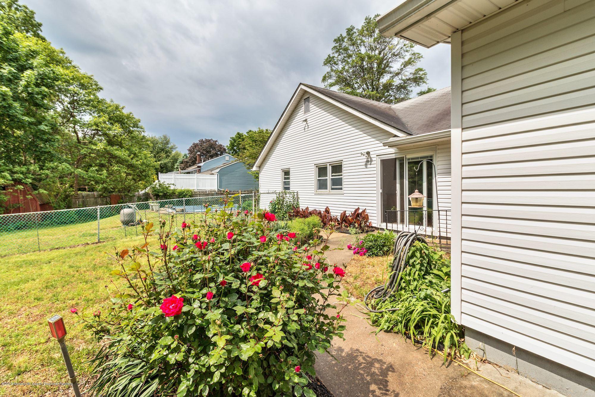 64 Duchess Court Freehold, NJ 07728 - Photo 21 of 63 047_64_DUCHESS_CT_265385_444285