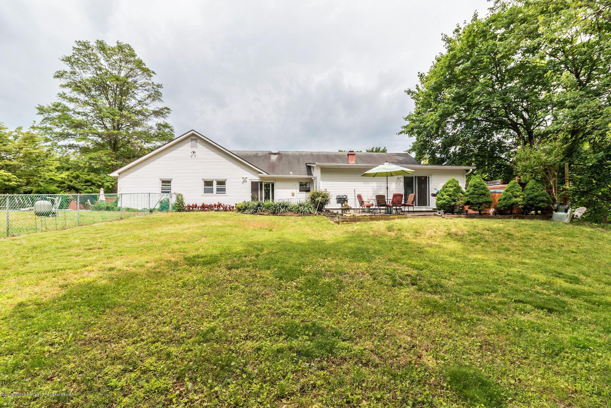 64 Duchess Court Freehold, NJ 07728 - Photo 24 of 63 051_64_DUCHESS_CT_265385_444285