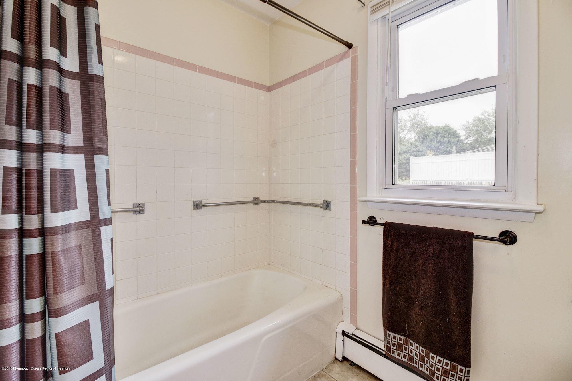 64 Duchess Court Freehold, NJ 07728 - Photo 59 of 63 037_64_DUCHESS_CT_265385_444285
