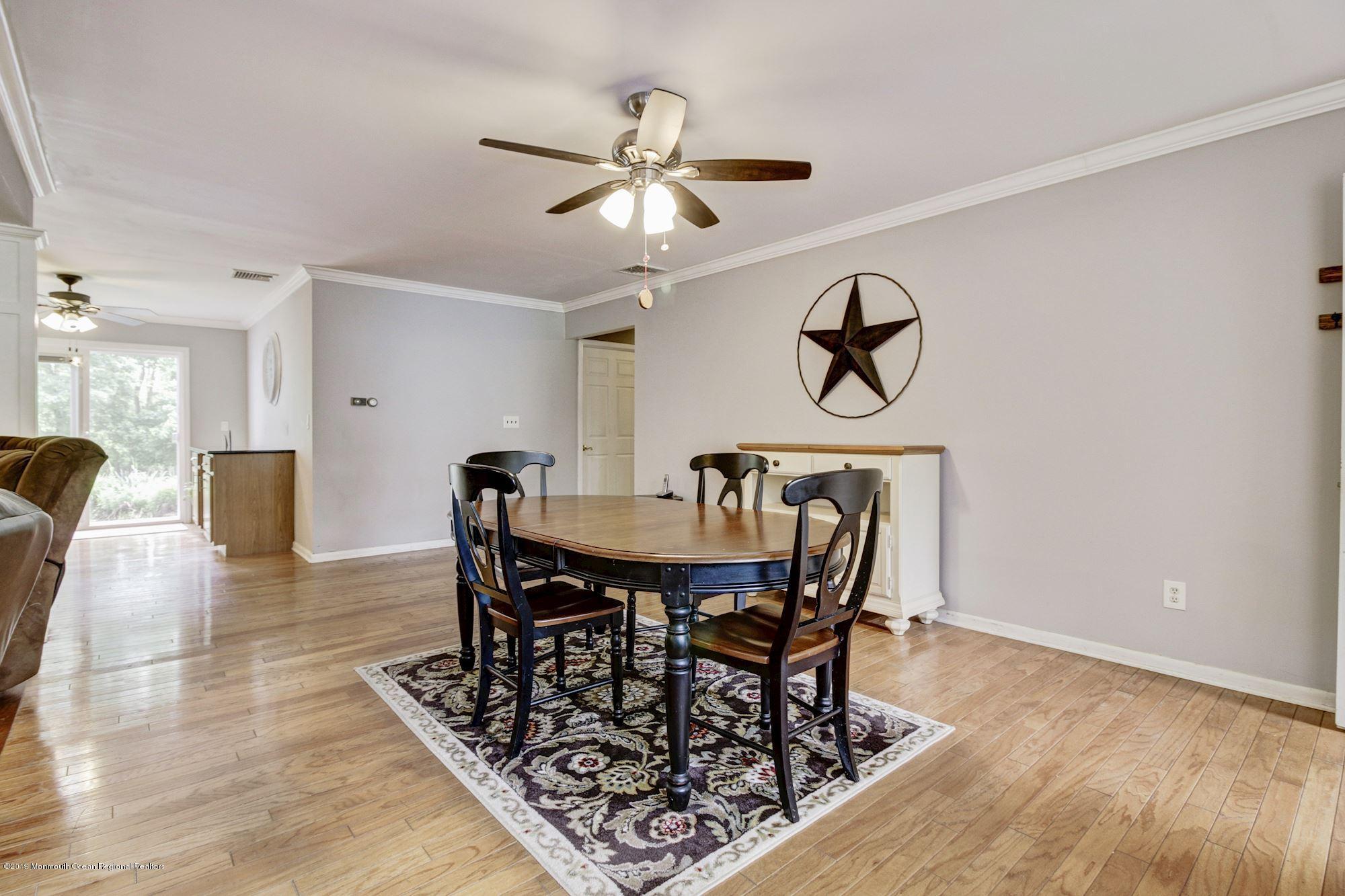 64 Duchess Court Freehold, NJ 07728 - Photo 7 of 63 009_64_DUCHESS_CT_265385_444285