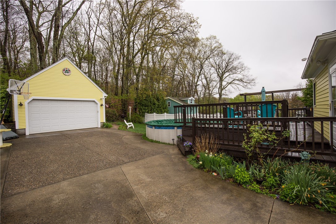 31 Cooper Hill Road Burrillville, RI 02839 - Photo 4 of 41