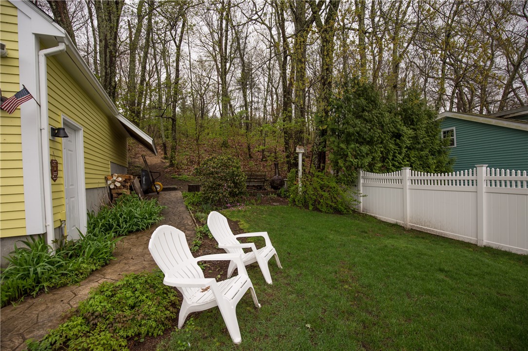 31 Cooper Hill Road Burrillville, RI 02839 - Photo 6 of 41