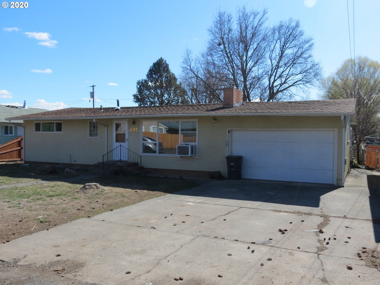 4112 Northeast Riverside Avenue Pendleton, OR 97801 - Photo 2 of 22
