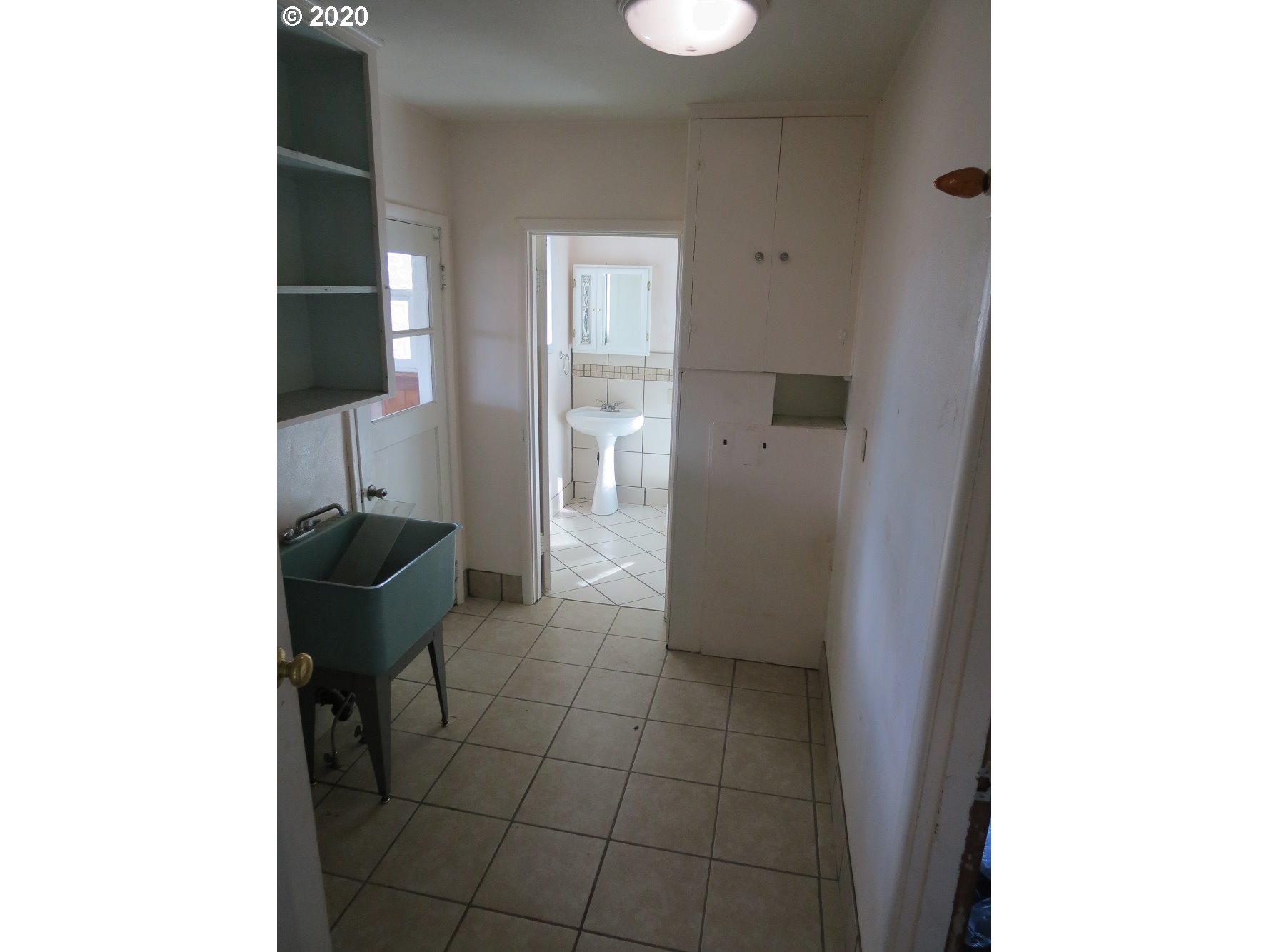 4112 Northeast Riverside Avenue Pendleton, OR 97801 - Photo 16 of 22