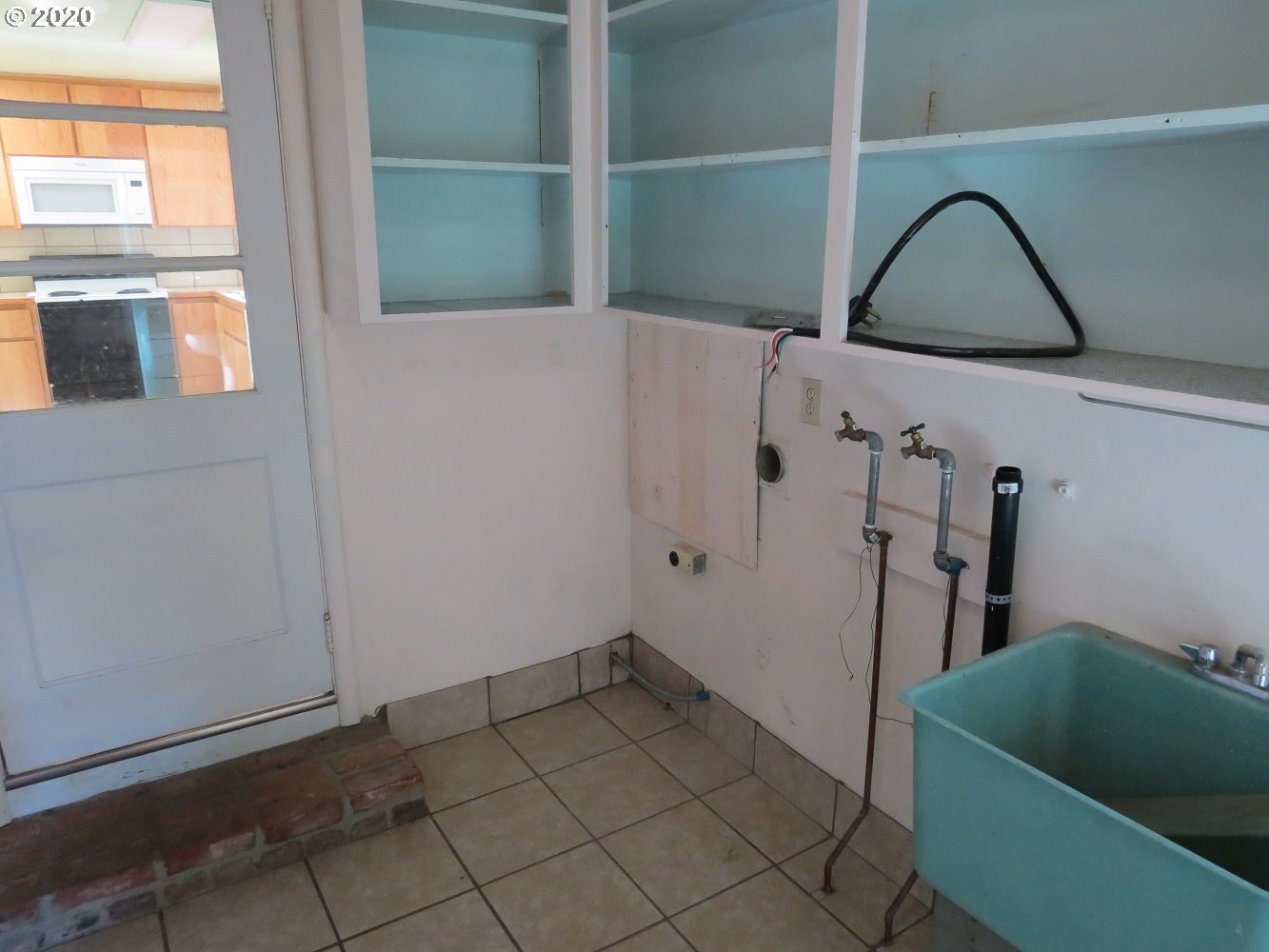 4112 Northeast Riverside Avenue Pendleton, OR 97801 - Photo 18 of 22